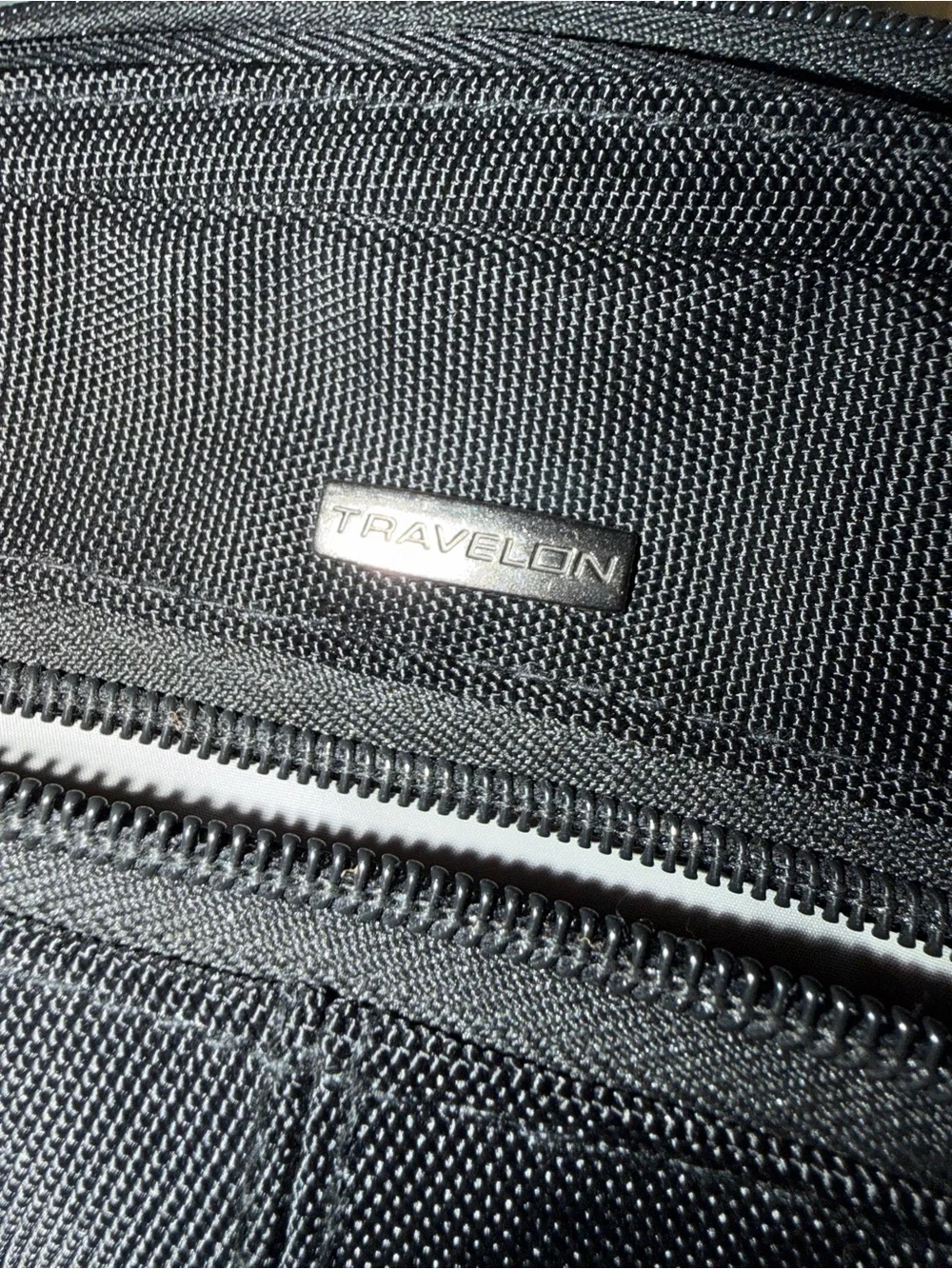 Travelon sleek black